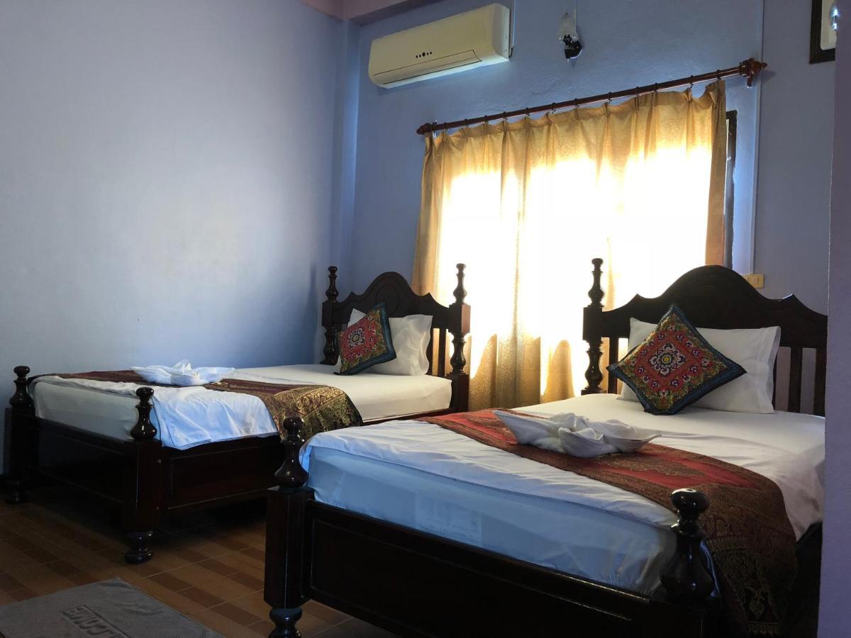 Soutjai Guesthouse & Restaurant Vang Vieng Eksteriør bilde