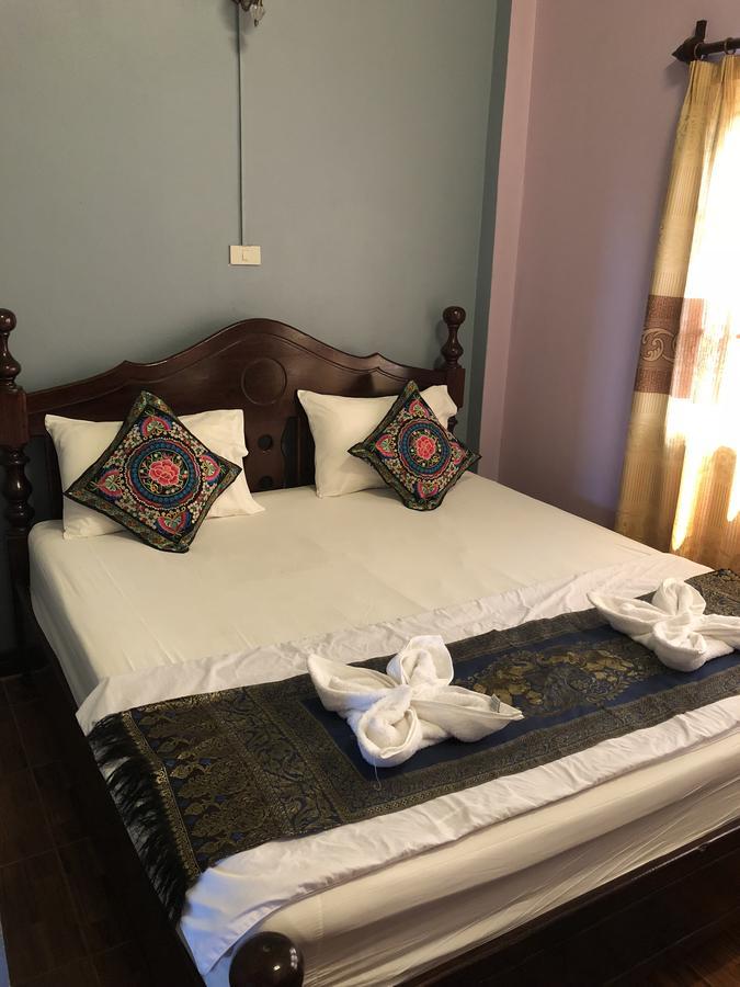 Soutjai Guesthouse & Restaurant Vang Vieng Eksteriør bilde