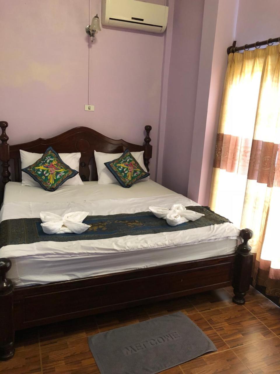 Soutjai Guesthouse & Restaurant Vang Vieng Eksteriør bilde